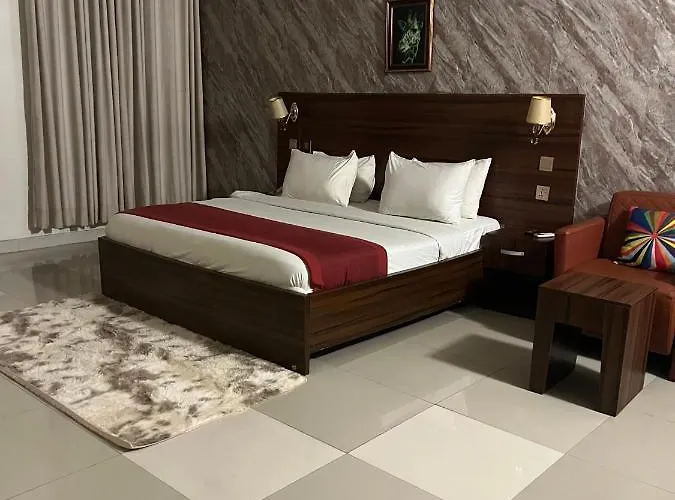 Posh Hotel And Suites Victoria Island